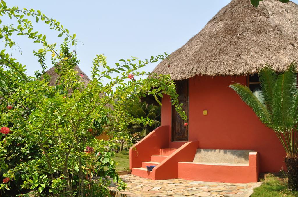 Ankobra Beach Resort Axim Rum bild